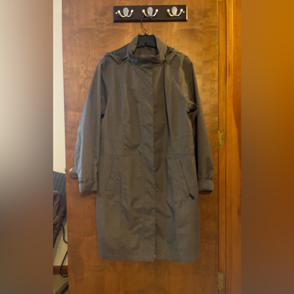 Eddie Bauer Women's Gray Hooded Trench coat. Detachable hood. XL